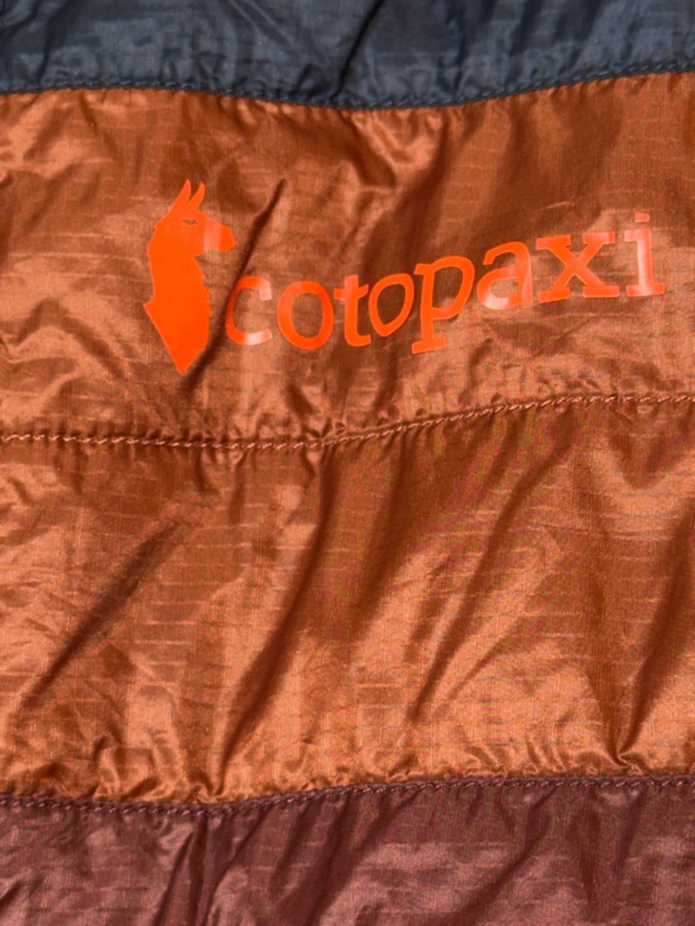Cotopaxi Capa Hybrid Insulated Jacket Carbon Chestnut - Picture 2 of 7
